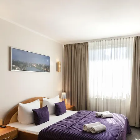Ξενοδοχείο Ambiente 3*
