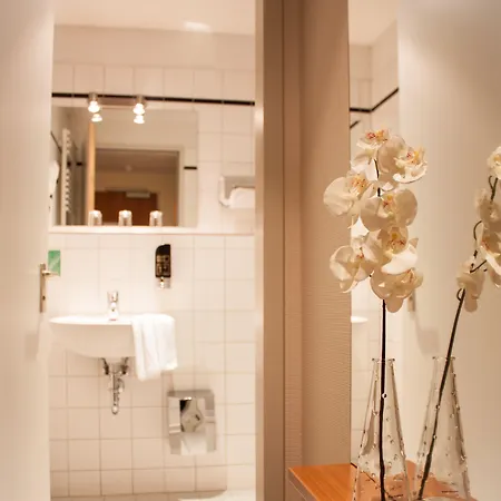 柏林安比特酒店 酒店