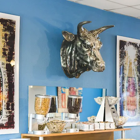 柏林安比特酒店 酒店