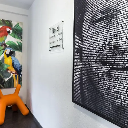 柏林安比特酒店